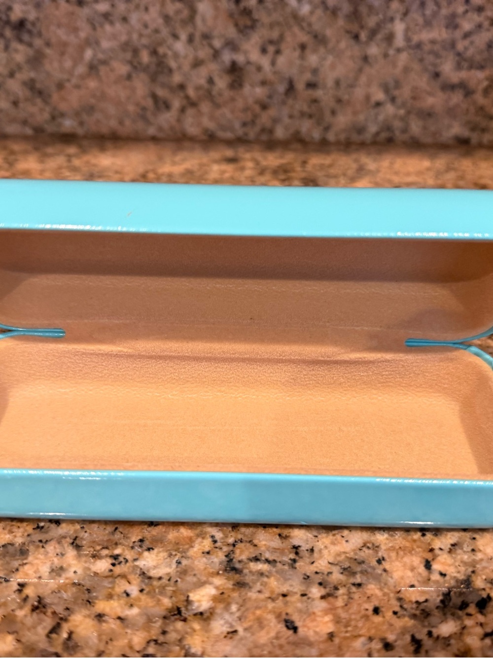Cell Phone Accessory Identification - Picture 3 of 3